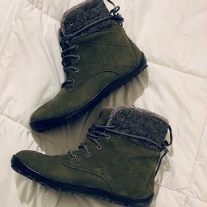 Columbia Olive Green Winter Boots - Sz 8.5